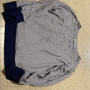 Athleta soft crew neck shirt